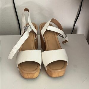 Elegant White Platform Sandals